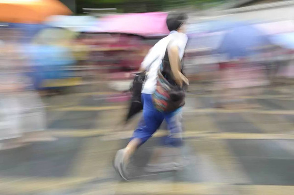 廣州暴雨突襲，高考繼續_除濕機廠家